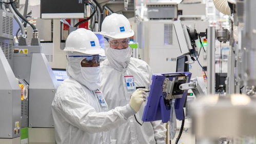 英特爾愛爾蘭工廠完成關鍵設備安裝調試，正式啟動Intel 4芯片生產